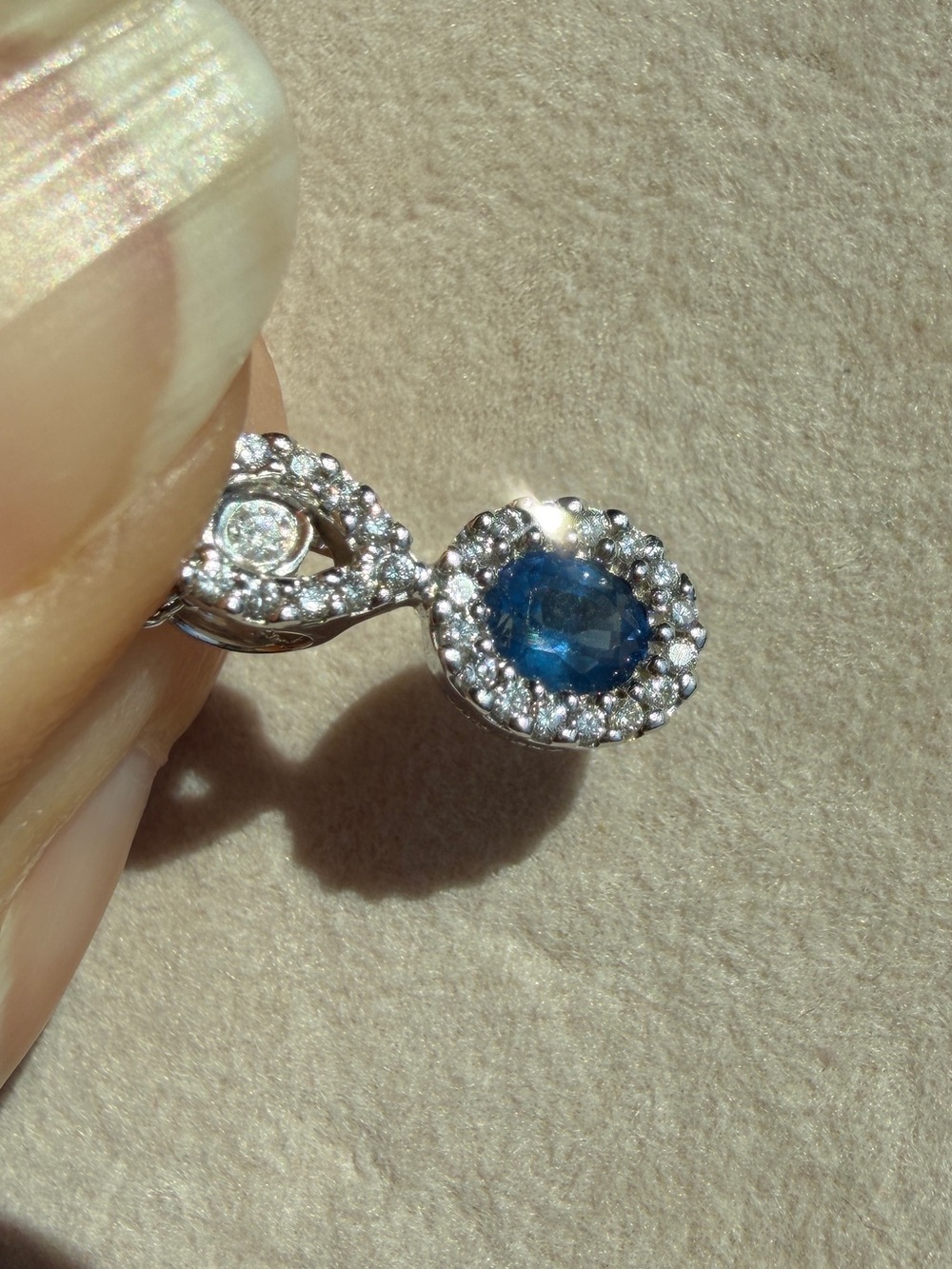 Natural Blue Sapphire & Diamond Necklace – 18K White Gold – September Birthstone - Picture 7 of 8